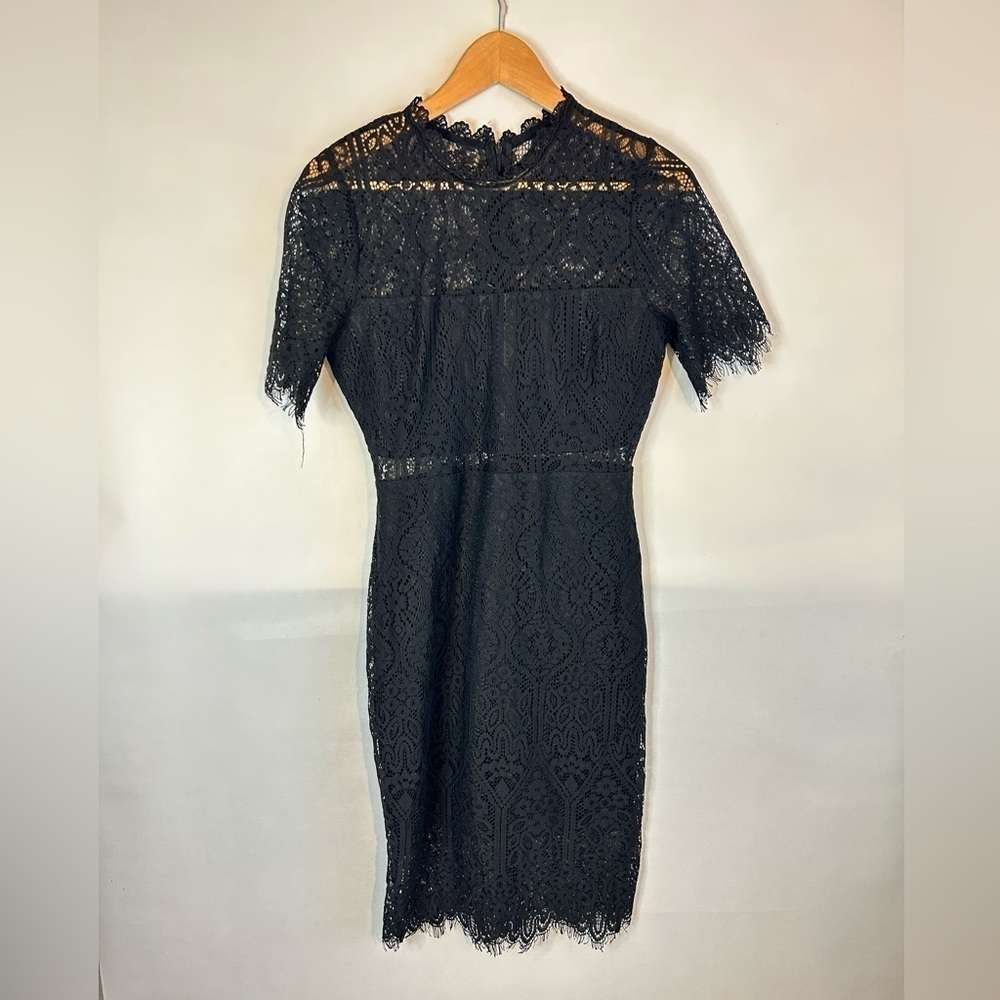 Lulus Lace Dress Sheath Black Short Sleeve M contemporary party Cut Out Waist